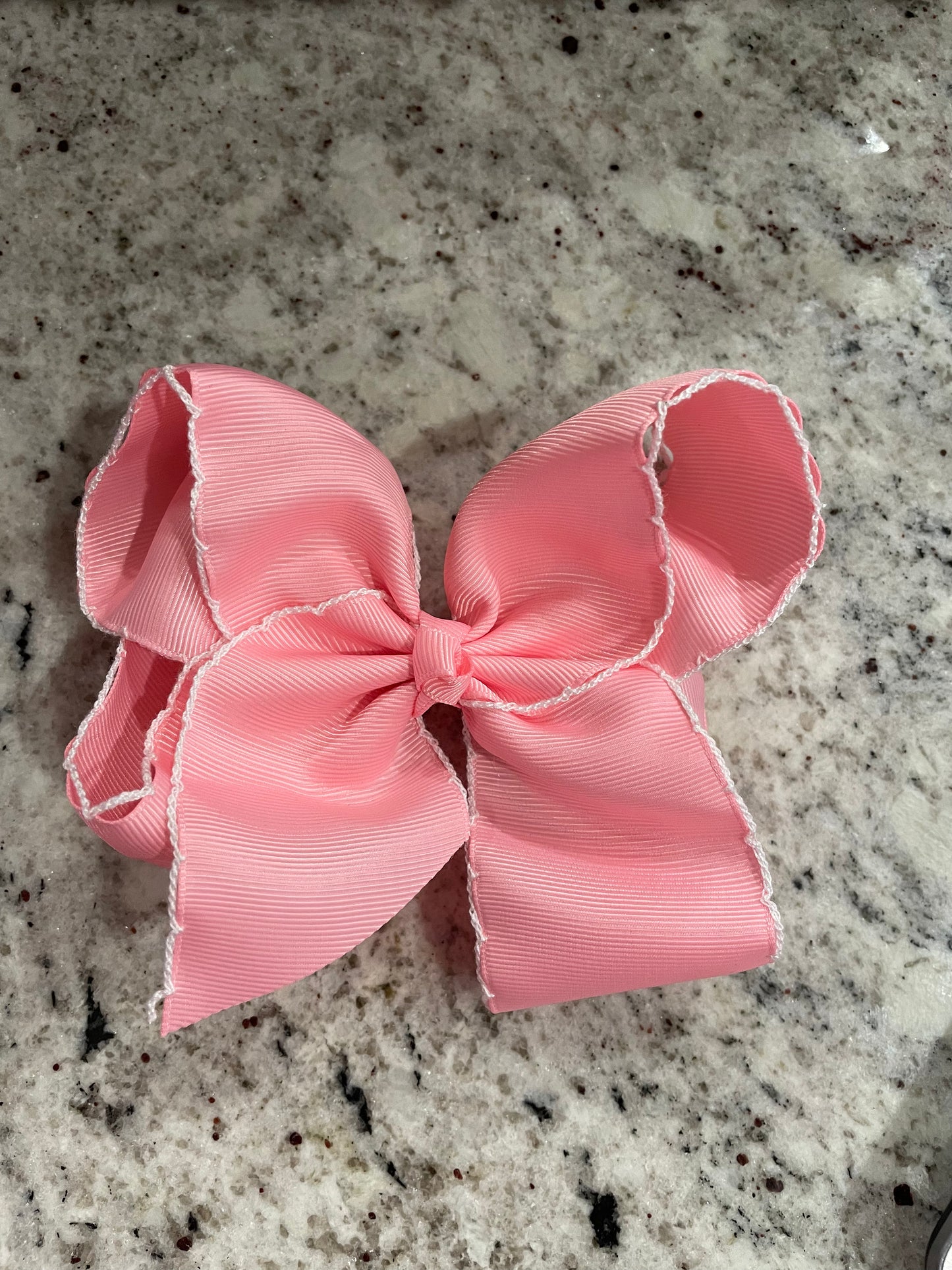 Moon Stitch Bow 6”