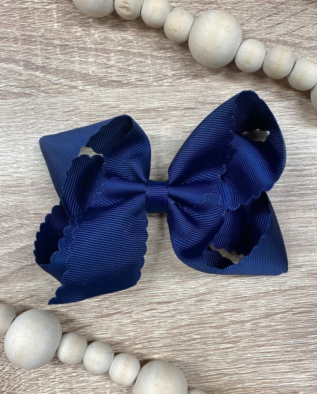 Scalloped Navy Bow on Clip
