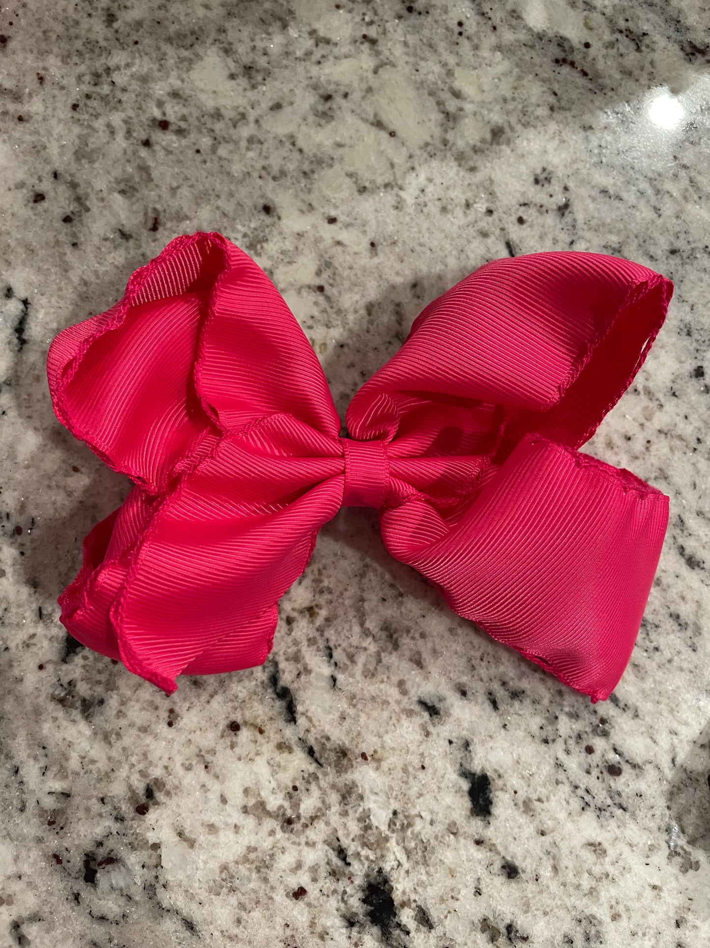 Moon Stitch Bow 6”