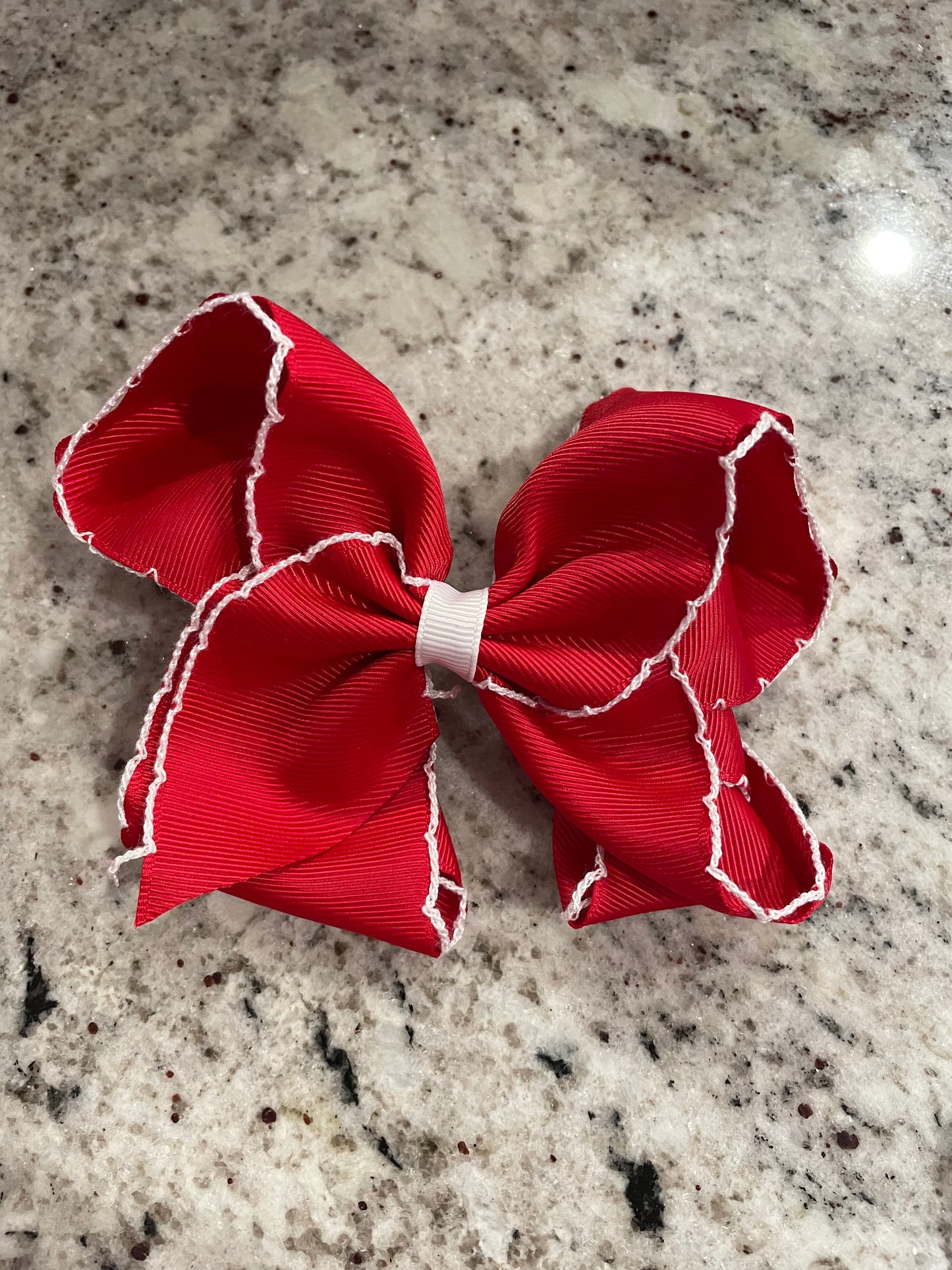 Moon Stitch Bow 6”